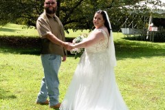 DSC3777-Edit-couple-looking-back