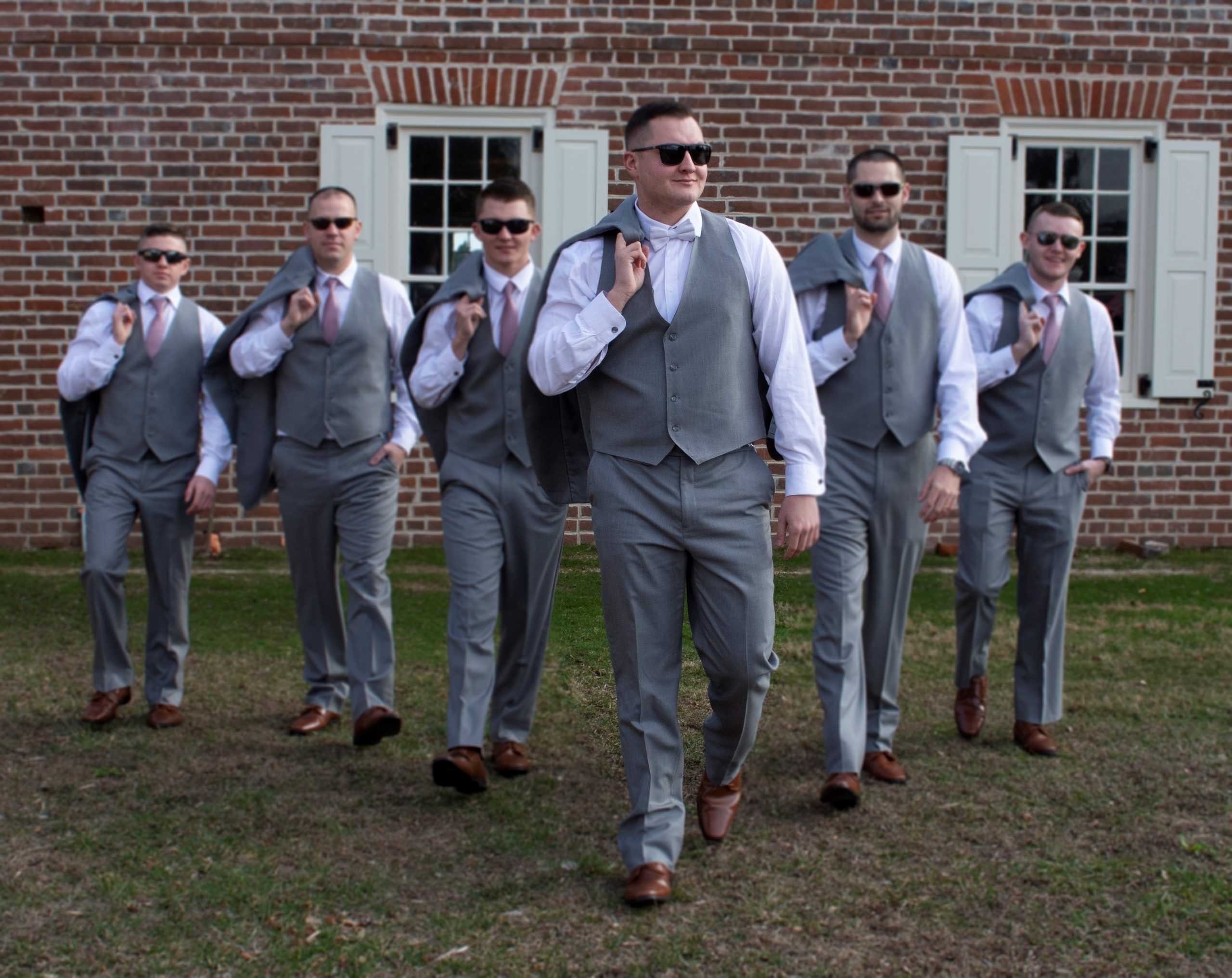 Grooms-men